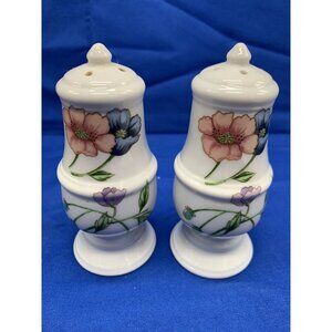 Vintage HOUSE OF PRILL Salt & Pepper Set Poppy New England